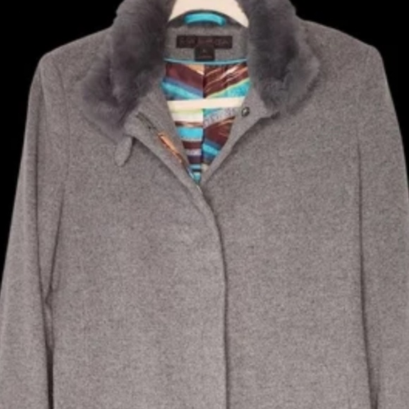 GREY VIA SPIGA WOOL CASHMERE BLEND COAT WITH LUXURIOUS RABBIT FUR TRIM. - Picture 1 of 6